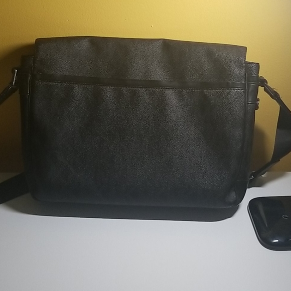 Michael Kors Messenger Bag - Picture 5 of 5